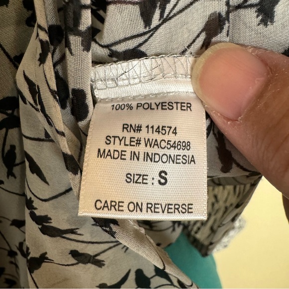 Black Bird vine print Women’s Sz Small gray sheer blouse long sleeve Pleione - Picture 6 of 7